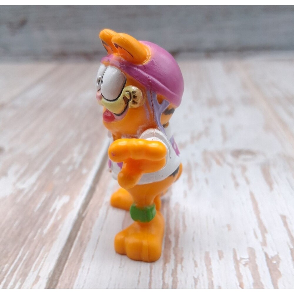 VTG 1981 Garfield Skater PVC Mini 2" Figure Mcdonalds Happy Meal Toy (Fig Only) - Picture 2 of 6
